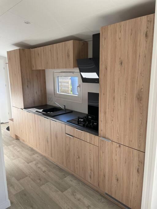 Cozy Chalet At The Beach In Petten, Netherlands Esterno foto