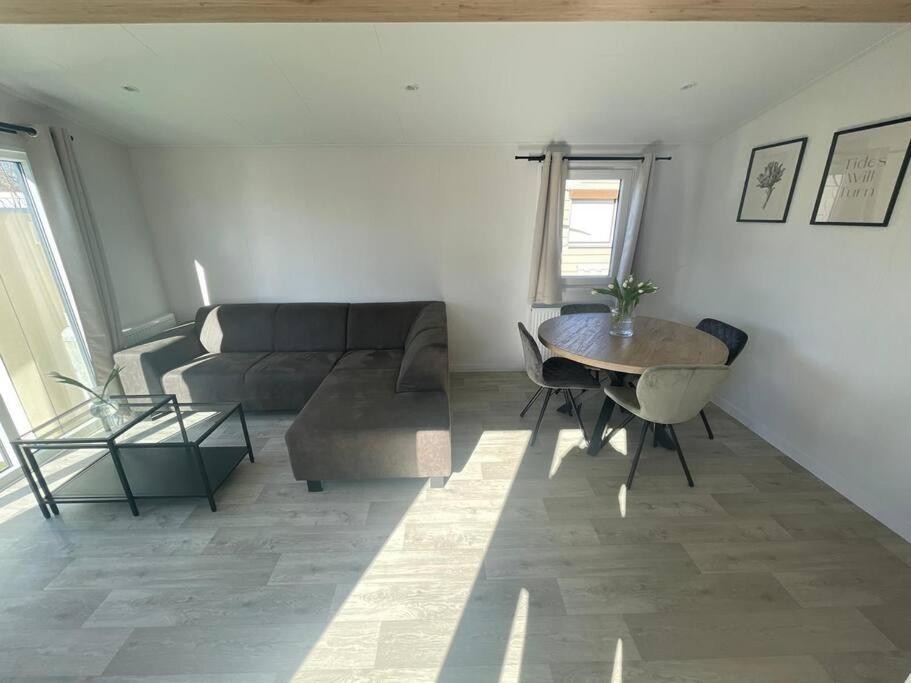 Cozy Chalet At The Beach In Petten, Netherlands Esterno foto